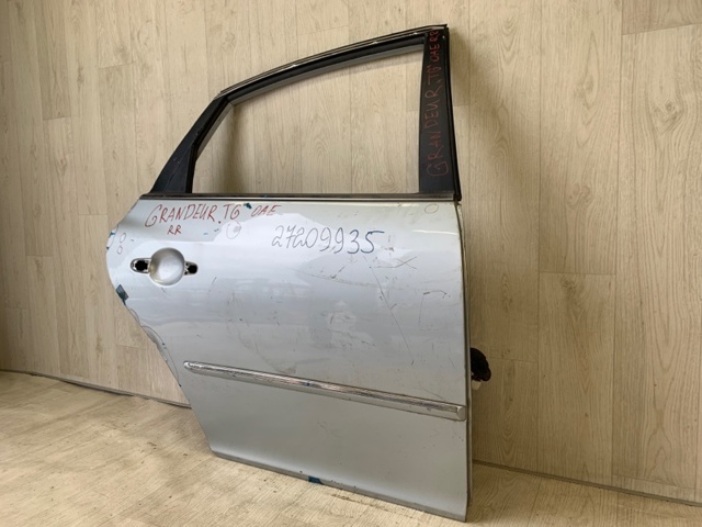 Дверь пассажирская задняя правая 770043L020 HYUNDAI