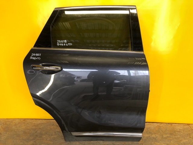 Задняя правая дверь 77004C5010 HYUNDAI