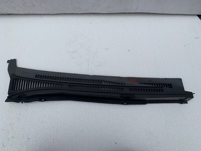 Водосток лобового стекла, жабо 7731065J005PK SUZUKI