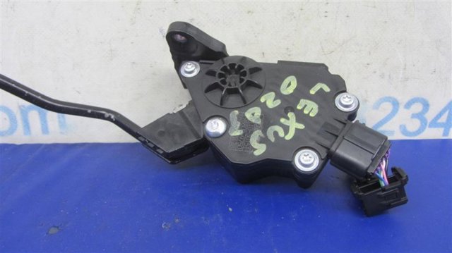 7811030151 TOYOTA Педаль газа (акселератора) купить в Ужгород