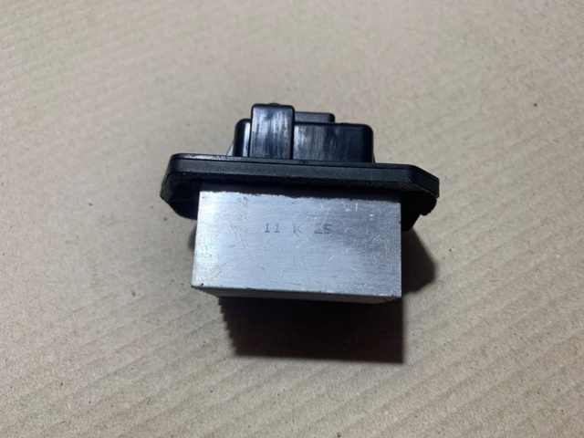 Реле печки Хонда Сивик VIII