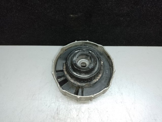 7L0412321 VAG Опора амортизатора заднего купить в Винница