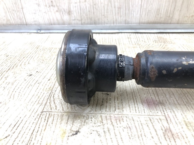 7L0521101C VAG Вал карданный к переднему мосту купить в Чернигов