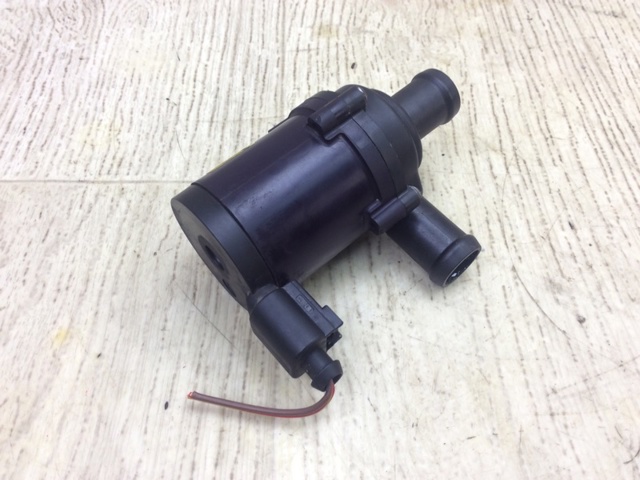 Дополнительная электро помпа 7L0965561L VAG