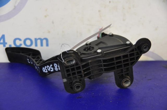7T439F836AC MAZDA Педаль газа купить в Ирпень