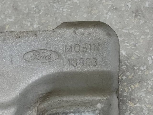 7T4Z16797A FORD Петля капота левая купить в Львов