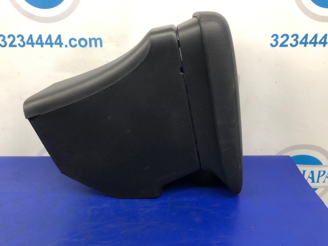 Подлокотник центральной консоли 8011B728XA MITSUBISHI