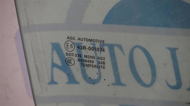 803003JA0C NISSAN Стекло двери передней правой купить в Николаев