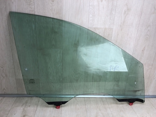 803003KA0A NISSAN Стекло двери передней правой купить в Чернигов