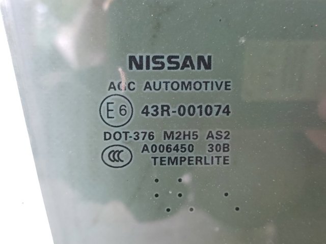 NISSAN 803003KA0A Стекло двери передней правой в наличии Украина