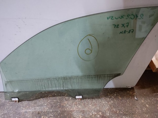 80300CG000 NISSAN Стекло двери передней правой купить в Киев