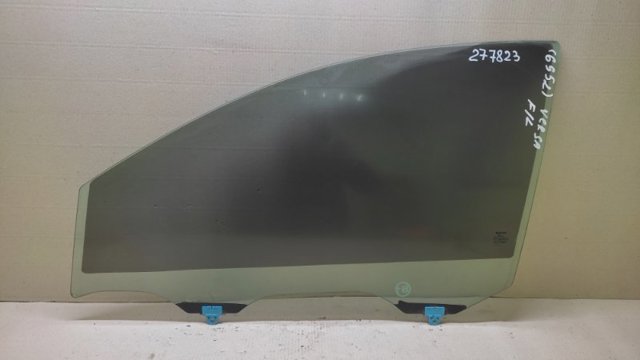 Стекло водительской двери 803019KA0A NISSAN