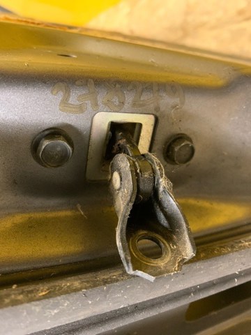 Ограничитель двери передний 804304EA0A NISSAN