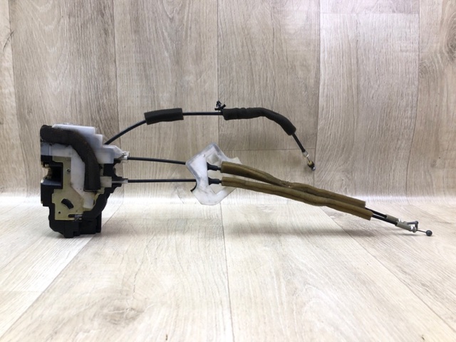 Замок двери водителя 80501CL00A NISSAN