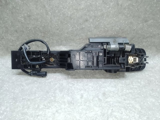 NISSAN 806101AA0A Держатель наружной ручки двери передней правой в наличии Тернополь