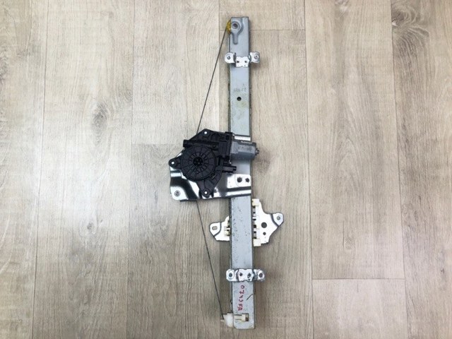 807206RA0A NISSAN Стеклоподъемник передней правой двери купить в Каменское