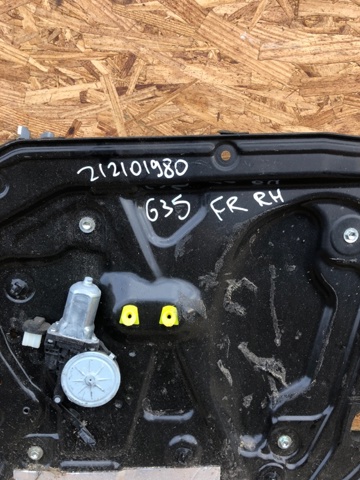 80720JK00A NISSAN Стеклоподъемник передней правой двери купить в Черновцы