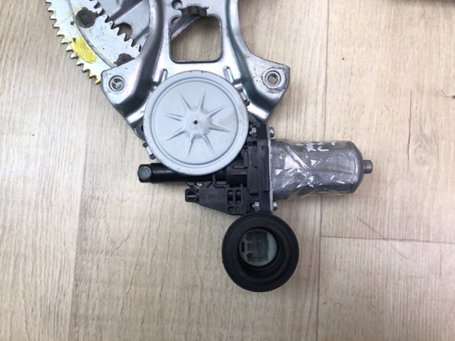 807315RB1B NISSAN Мотор стеклоподъемника двери задней левой купить в Запорожье