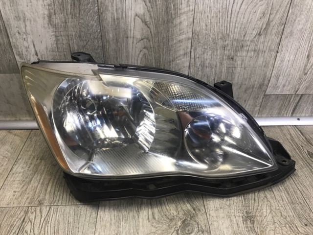 Основная фара - вставка 81110AC050 TOYOTA