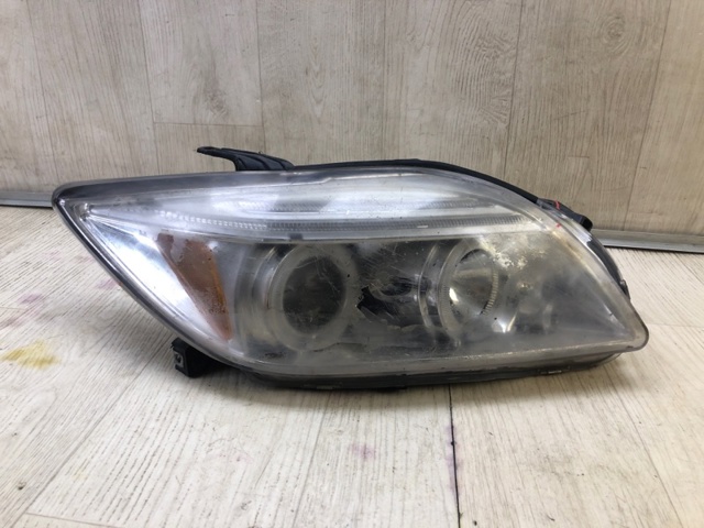 Фара передняя правая 8113021130 TOYOTA