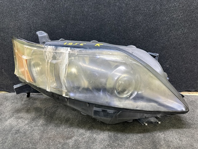 Фара правая 8114548761 TOYOTA