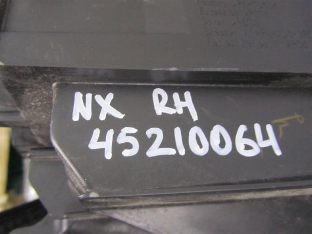 Фара основная правая 8114578200 TOYOTA