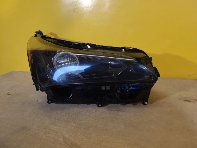 8114578200 TOYOTA Фара правая купить в Николаев