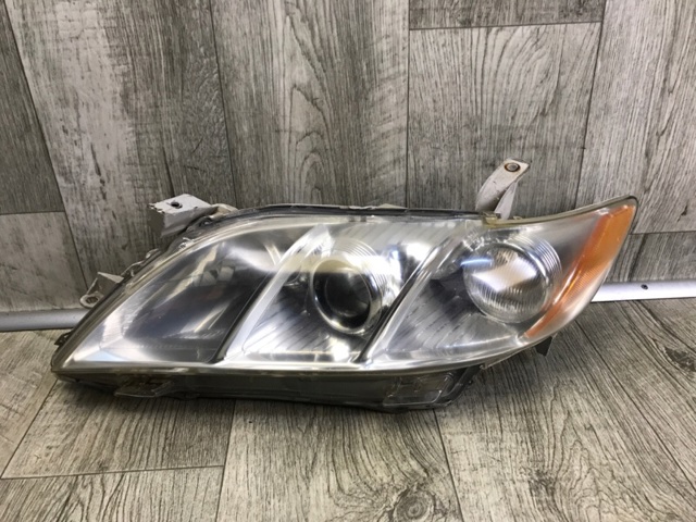 Блок фара левая 8115006452 TOYOTA