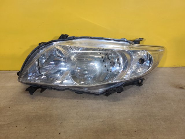 Основная фара в сборе левая 8117012A60 TOYOTA