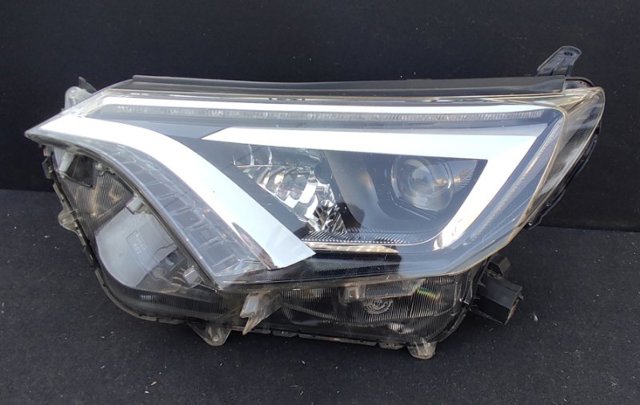 Фары 8118542670 TOYOTA
