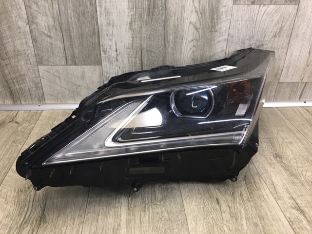 Фара основная левая 8118548C50 TOYOTA