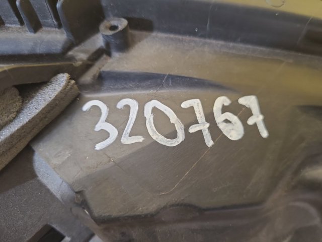 8118578200 Левая фара купить Николаев