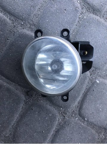 Противотуманка правая 8121012230 TOYOTA