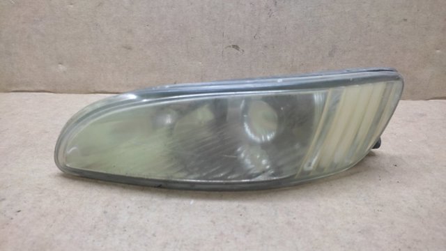 Туманка левая 8122048021 TOYOTA