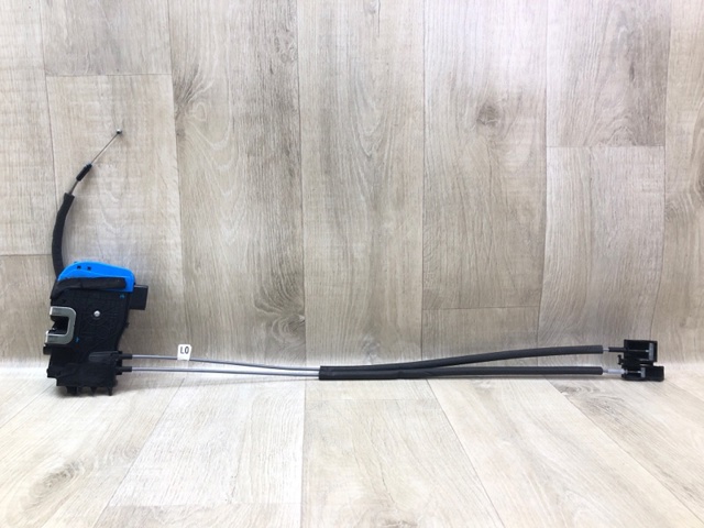 Замок двери водителя 813102V000 HYUNDAI