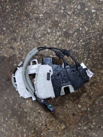 HYUNDAI 81310B2010 Замок водительской двери в наличии Винница