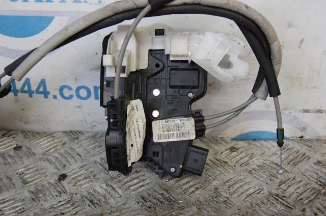 HYUNDAI 814204C000 Замок двери задней правой в наличии Черкассы