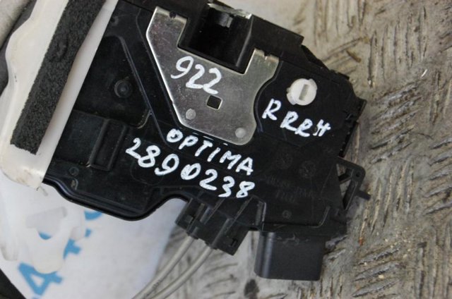 HYUNDAI 814204C000 Замок двери задней правой в наличии Ровно