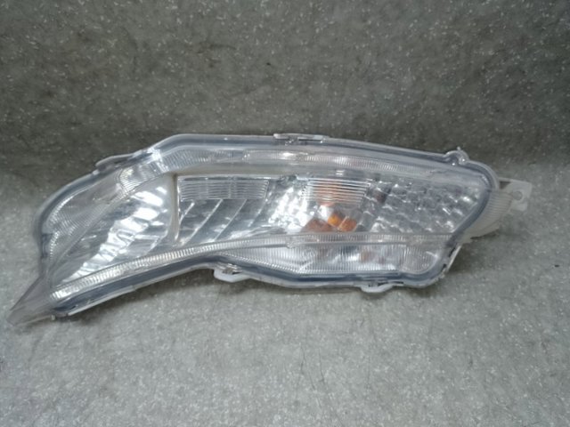 Фара противотуманная, левая 8152006050 TOYOTA