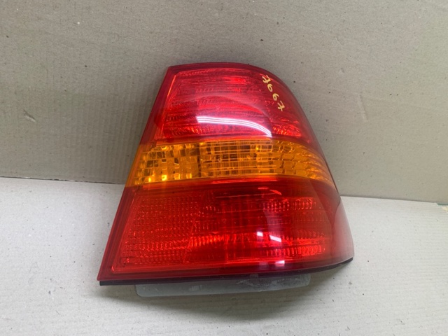 TOYOTA 8155150100 Фонарь задний правый внешний в наличии Ровно
