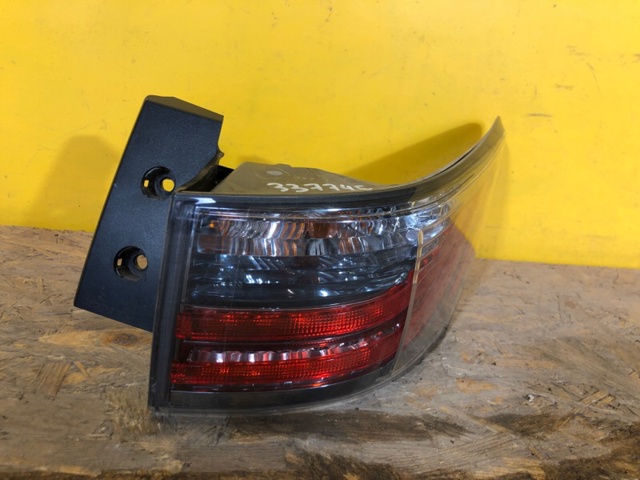 8155176010 TOYOTA Фонарь задний правый внешний купить в Харьков