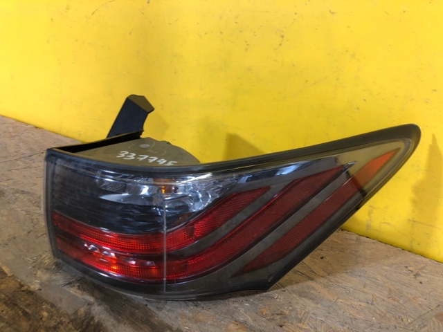 8155176010 TOYOTA Фонарь задний правый внешний купить в Сумы