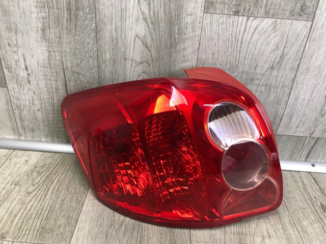 Задняя левая фара 8156102380 TOYOTA