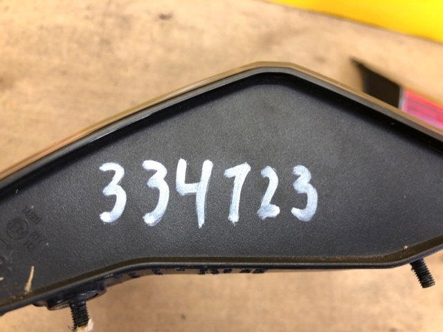 8158042030 TOYOTA Фонарь задний правый внутренний купить в Киев