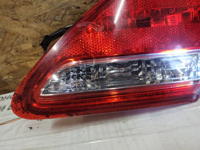 TOYOTA 81580AC030 Фонарь задний правый внутренний в наличии Киев