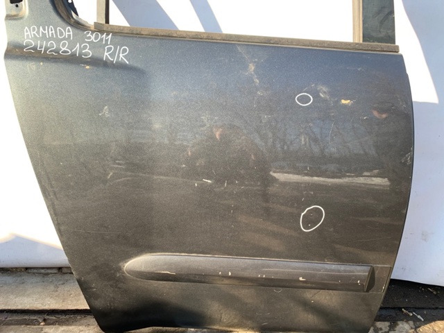 821007S030 NISSAN Дверь задняя правая купить в Львов