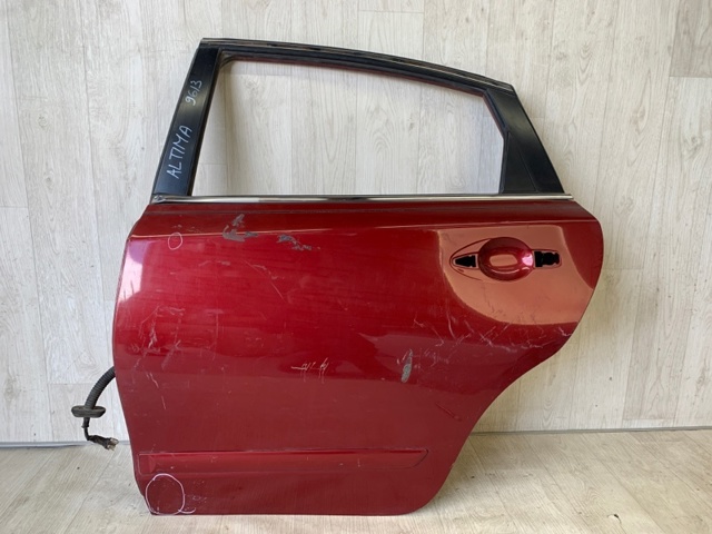 Дверь пассажирская задняя левая 821013TA0A NISSAN