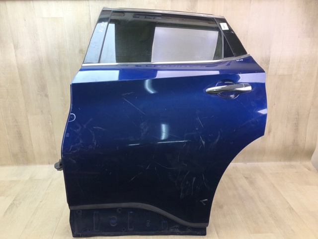 Дверь задняя 821015AA0A NISSAN