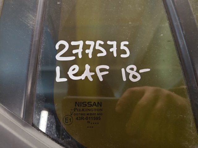 NISSAN 822205SF1A Стекло-форточка двери задней правой в наличии Запорожье