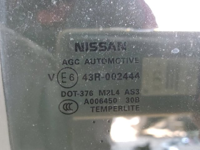 823003KA1A NISSAN Стекло двери задней правой купить в Ужгород